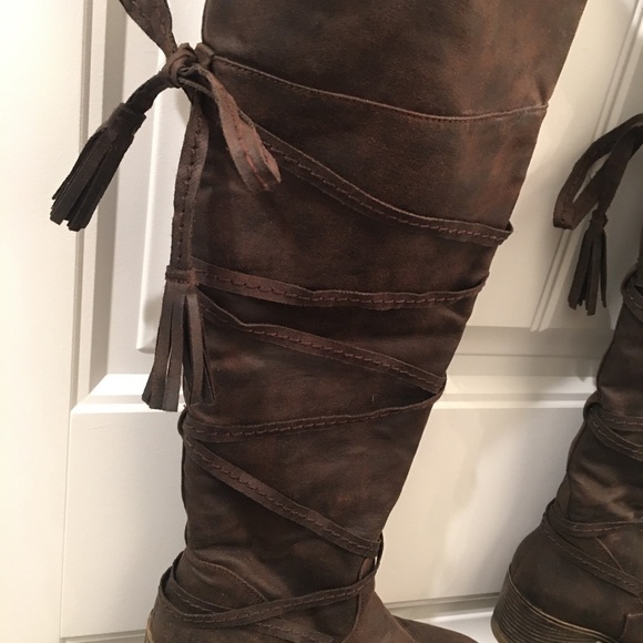 Faux leather over the knee boots - Picture 6 of 7